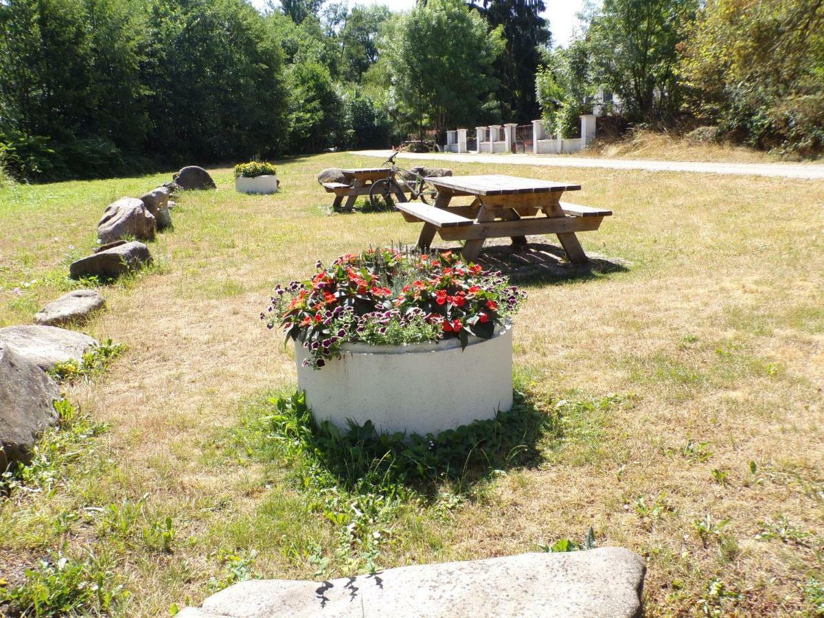 Gite "La Meluzine" Au Bord De La Riviere, Avallon, Vezelay, Morvan Magny  Exteriör bild