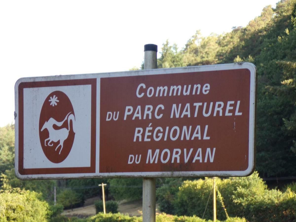 Gite "La Meluzine" Au Bord De La Riviere, Avallon, Vezelay, Morvan Magny  Exteriör bild